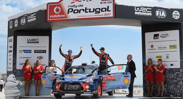 2017 WRC 6차 대회 '포르투갈 랠리'서 더블 포디움을 달성한 현대자동차 WRC팀.