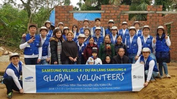 삼성물산 임직원들이 지난 7일부터 13일까지 베트남에서 삼성 마을 조성 봉사활동을 진행했다. 사진=삼성물산.