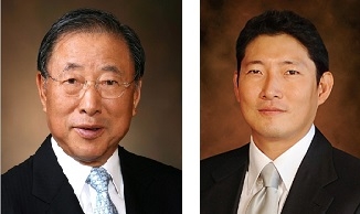 조석래 효성그룹 명예회장(왼쪽)과 조현준 효성그룹 회장