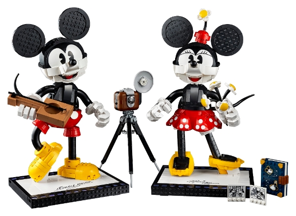 레고그룹은 디즈니 애니메이션의 아이콘이자 오랜 기간 전세계적으로 사랑 받고 있는 캐릭터 커플을 테마로 한 ‘레고 디즈니 미키 마우스와 미니 마우스(43179)’ 세트를 공개했다. 사진=레고그룹.