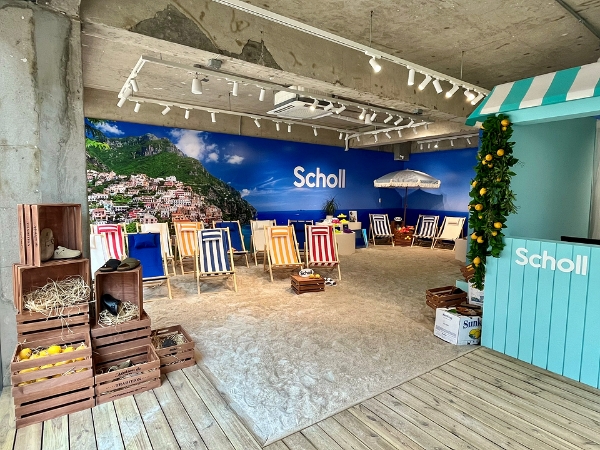 삼성물산 패션부문이 운영하는 풋웨어 브랜드 ‘숄(Scholl)’은 다음 달 10일까지 복합문화공간 스테이지35 성수 1층에서 여름 해변 컨셉의 팝업스토어를 운영한다. /사진=삼성물산 패션