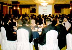 글로벌 HR 아웃소싱으로 간다