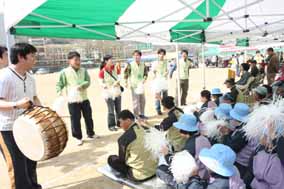 팬택계열 ‘정신장애우 체육대회’자원 봉사활동
