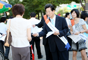고객몰이에 거리로 나선 CEO들