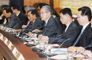 금융시장 혼돈 지속 ‘시계 제로’