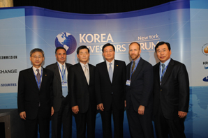 民官, 런던·뉴욕서 한국시장 IR