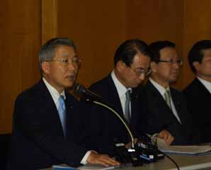 은행장 “신속한 구조조정 위해 적극 노력”