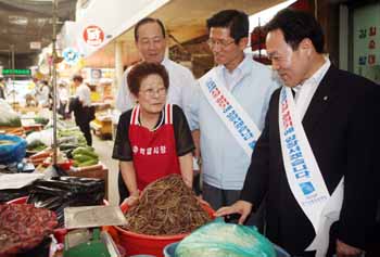 경기신보, 재래시장 살리기에 나서
