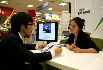 LIG손해보험, 마트슈랑스 진출