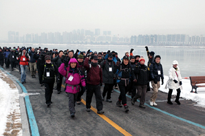 하나대투證, 한강변 종주 전진대회