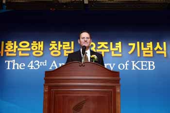 래리클레인 행장 “最大 아닌 最高은행 되자”