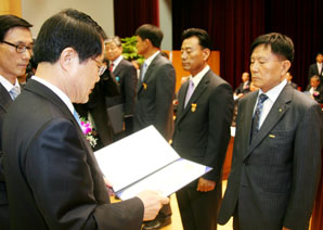 영등포농협 이정택 조합장 대통령상 수상