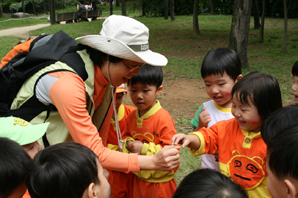 교보생명 다솜이 숲해설 봉사단 ‘2010 서울복지대상’