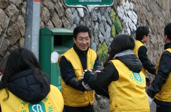 저축은행중앙회, `2010년 사랑의 연탄나눔` 개최