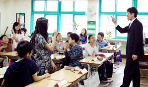 아주캐피탈, 초등학교서 경제금융수업 펼쳐