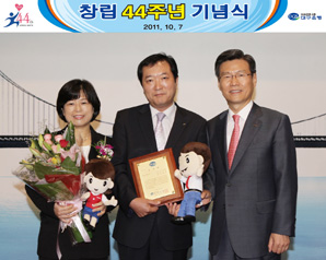 `가가호호’ 영업을 묻거든 그를 보라