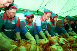 “나눔 늘리니 모두가 하나” 하나금융의 사회공헌2.5