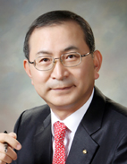 “숨은 블루오션 캐내는 참된 해외진출에 집중”