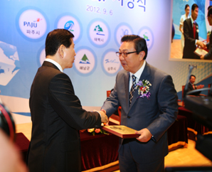 이인재 파주시장 등 지역농업발전 선도인상