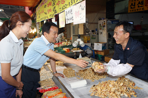 은행들, 전통시장 살리기 나선다