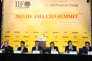 세계경기 회복으로 아시아는 유동성 고민