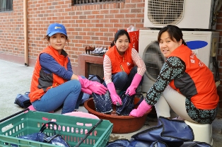 PCA생명, 독거노인 봉사활동