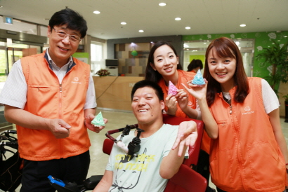 박윤식 한화손보 대표, 중증장애인 시설 찾아 봉사활동