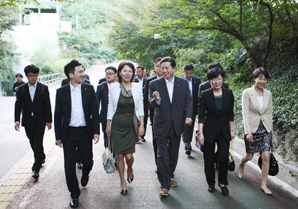 임영록 회장, 직원들과 가을 나들이