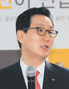 “보편적 컨텐츠만으로 고객을 잡을 수 없다”