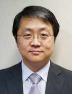 월드컵은 선수들만 경쟁하는 장이 아니다