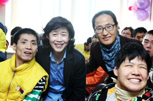 대신금융그룹, 사랑의 성금 전달