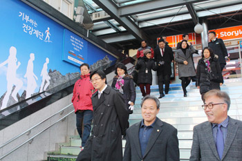 서울대효병원이 함께하는 ‘건강기부계단 준공’