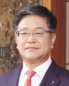 신한캐피탈 황영섭 대표 ‘재연임’ 성공배경은?