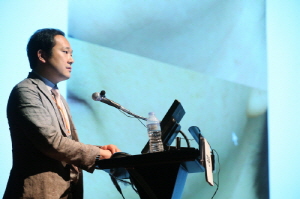 눈밑주름, 수술 없이 펠레라로 자연스럽고 확실하게 지워라