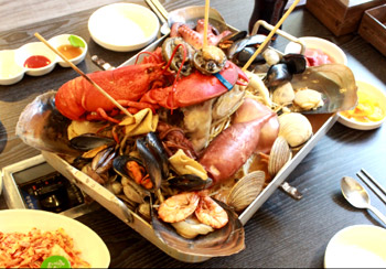 '김해맛집' 푸짐함과 신선함에 사람들을 사로잡은 황제잠수함삼계점!