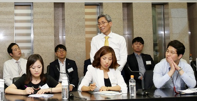 윤종규 회장, KB손보 직원들과 희망 교감