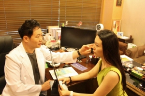 휴가철 끝난 후 피부관리, 청담엔비의원 MBTC로 보습과 미백을 한꺼번에