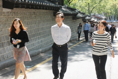 하나생명, 정동길 행복나눔 걷기 진행