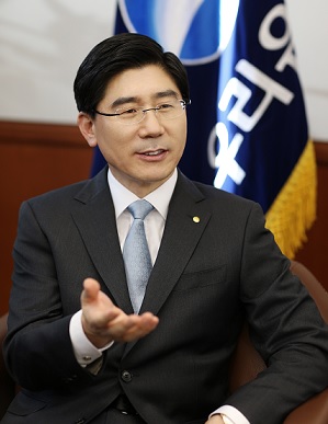 이광구 우리은행장, 내년 영업 ‘준비 완료’