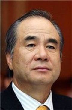 윤석금 웅진 회장, 항소심서 집행유예로 감형