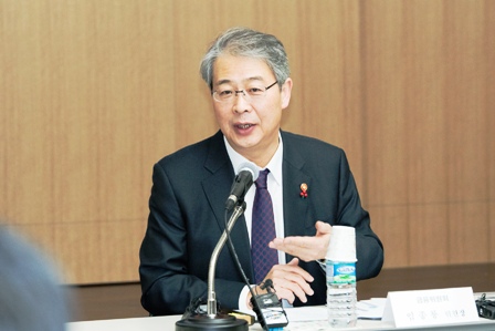 임종룡 “전 간부 주요 금융법 연내처리 총동원”