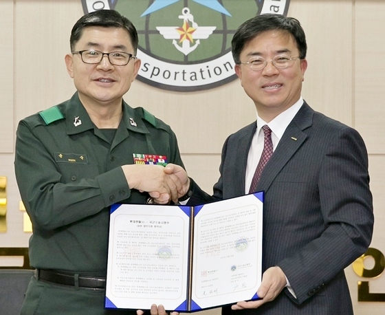 국군, 롯데렌터카 타고 국토방위