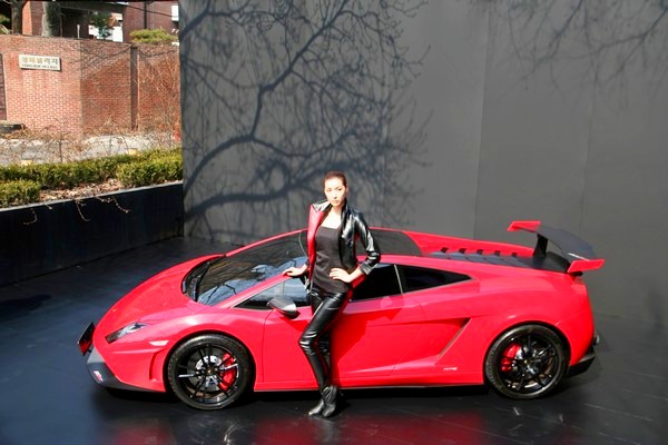 람보르기니 가야르도 LP570-4 슈퍼 트로페오 스트라달레. 정수남 기자