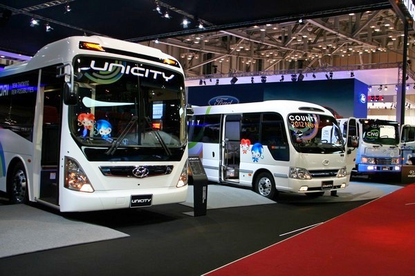 2014년 부산모터쇼에 전시된 현대차 버스. 정수남 기자