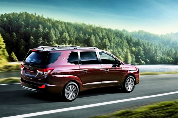 코란도 투리스모 플러스. 쌍용차 제공