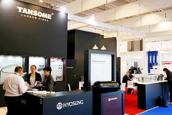 JEC World에 참가한 효성의 전시 부스. 효성 제공