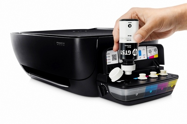 소기업용 HP 데스크젯 GT 시리즈 2종에 HP 정품 컬러 잉크 3병을 완충할 경우 최대 8000장, 흑백 잉크로는 최대 5000장까지 출력할 수 있다. HP 제공