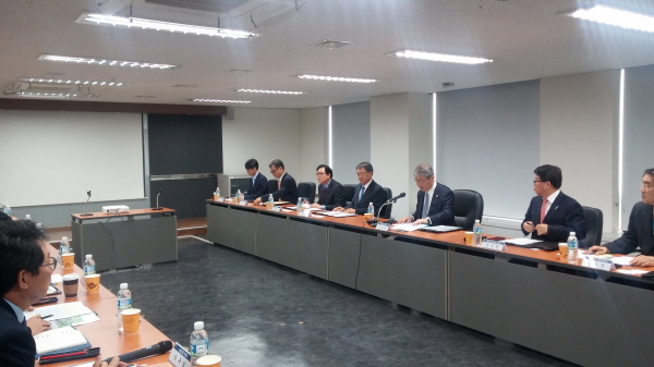 △30일 서울 유암코 본사에서 열린 구조조정 책임자 간담회 모습