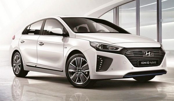 올해 레드닷 디자인상 수송 디자인 분야에서 신형 K5가 최우수상, 아이오닉 하이브리드와 신형 스포티지가 본상을 각각 수상했다. 아이오닉 하이브리드. 현대차 제공