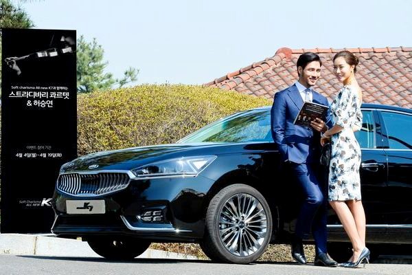 기아차기 27일 예술의 전당에서 펼쳐질 스트라디바리 콰르텟와 허승연의 협연에 신형 K7 구매 고객을 초청한다. 기아차 제공